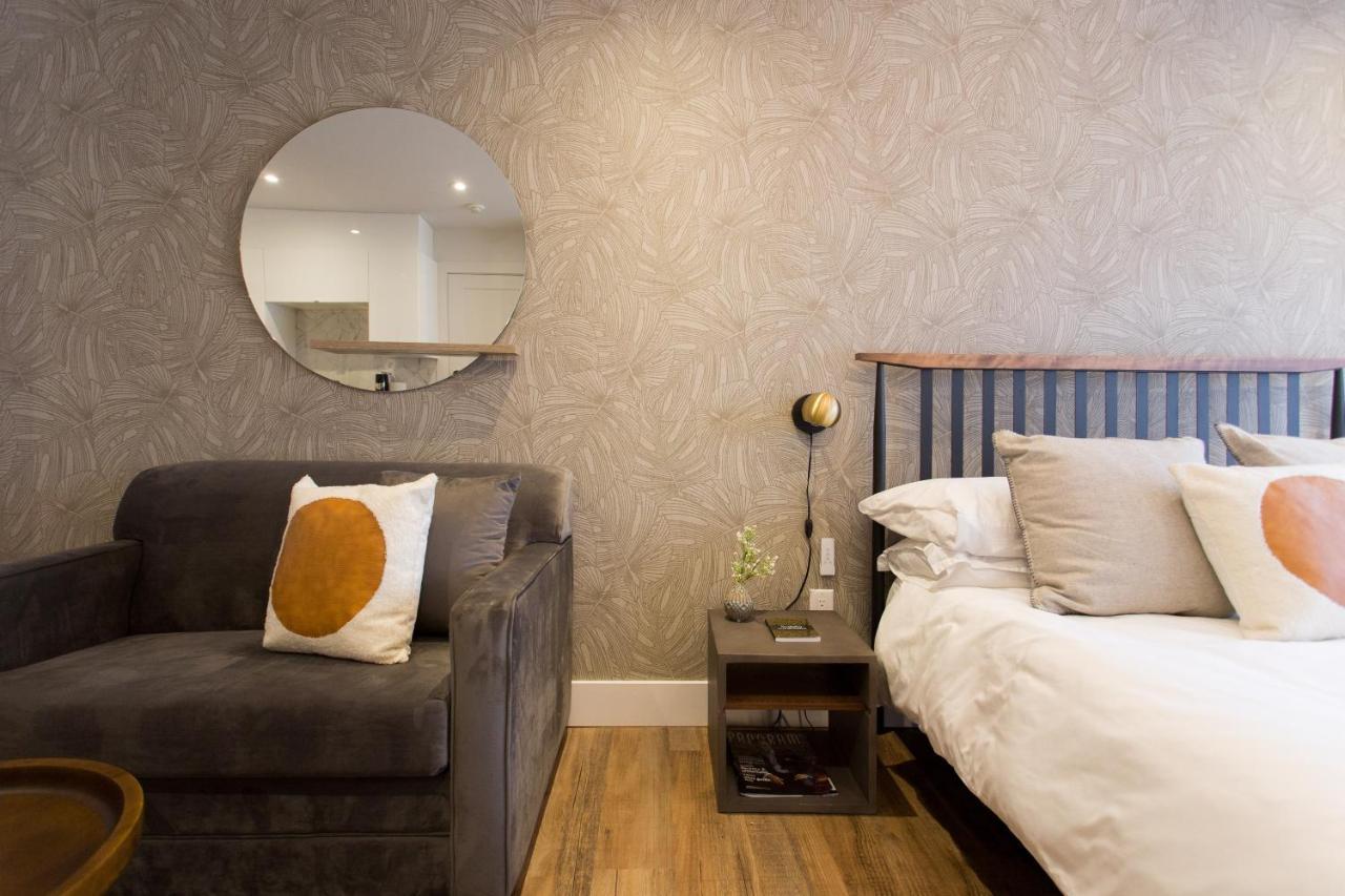 Romantic Studio In The Heart Of Little Italy By Den Stays Μόντρεαλ Εξωτερικό φωτογραφία