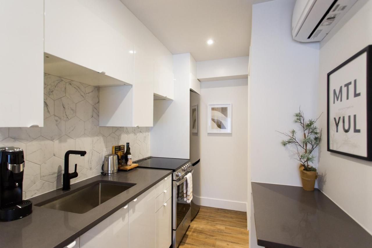Romantic Studio In The Heart Of Little Italy By Den Stays Μόντρεαλ Εξωτερικό φωτογραφία